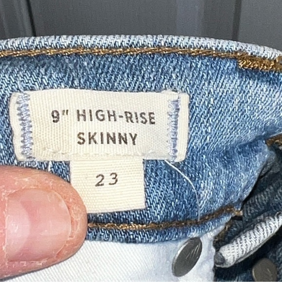 Madewell Women’s 23 9” High Rise Skinny Distressed Button Fly Jeans Light 00 - Picture 7 of 16